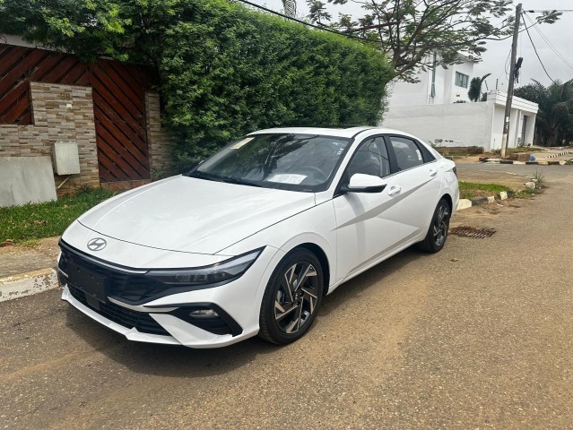 Venda Hyundai Elantra 2025