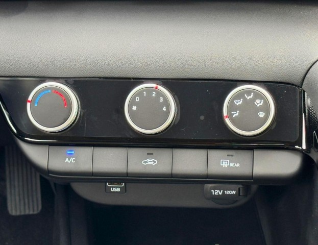 Venda Hyundai Elantra 2025