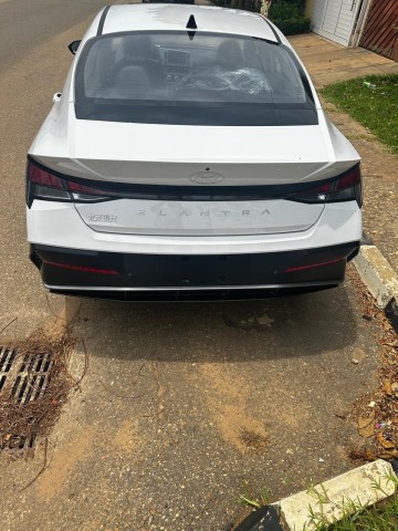 Venda Hyundai Elantra 2025