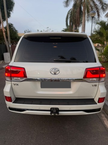 Venda TOYOTA LAND CRUISER VX V8 ORIGINAL