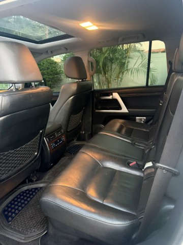 Venda TOYOTA LAND CRUISER VX V8 ORIGINAL