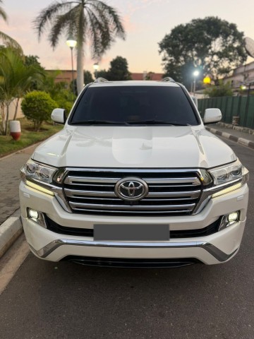 Venda TOYOTA LAND CRUISER VX V8 ORIGINAL