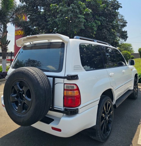 Venda TOYOTA LAND CRUISER V8 SÉRIE FX