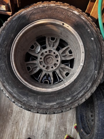 Venda PNEUS E JANTES SEMI NOVOS