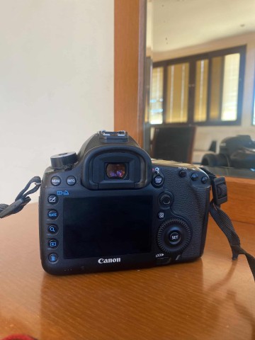 Venda Canon 5D Mark III