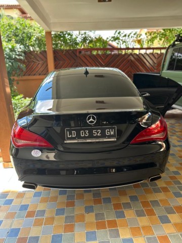 Venda MERCEDES-BENZ CLA C117 LIMPO