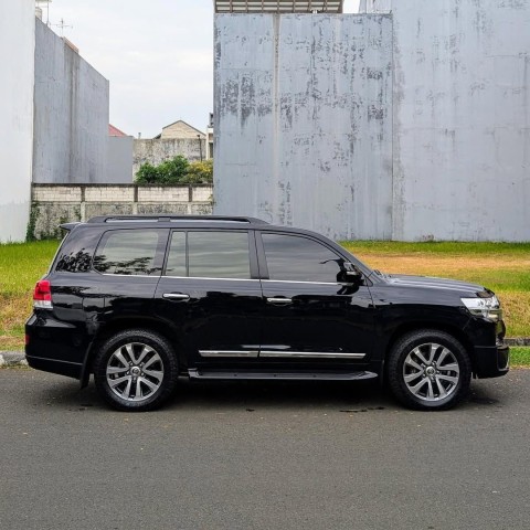 Venda TOYOTA LAND CRUISER VXR FULL OPTION 70