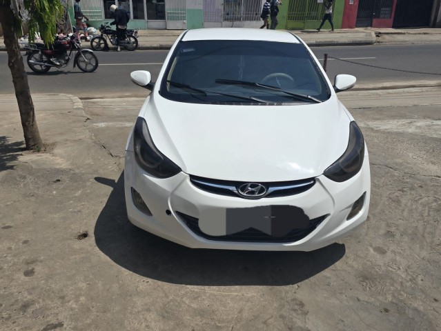 Venda *HYUNDAI ELANTRA