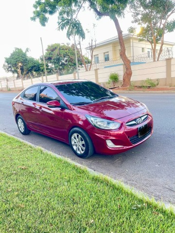 Venda HYUNDAI ACCENT