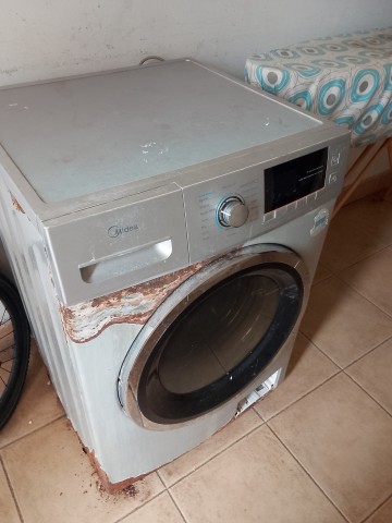 Venda Reparação, e manutenção de todo tipo de máquinas de lavar.