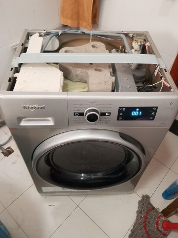 Venda Reparação, e manutenção de todo tipo de máquinas de lavar.