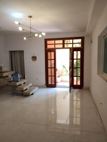 Venda ARRENDO UMA VIVENDA NO KIKUXI CONDOMINIO VILLAGE