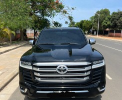 A venda TOYOTA LC300 VX.R | TWIN TURBO