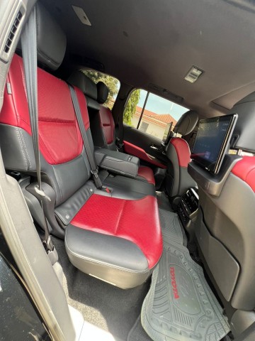 Venda TOYOTA LC300 VX.R | TWIN TURBO