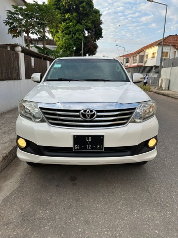 Venda TOYOTA FORTUNER