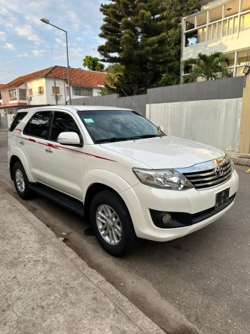 Venda TOYOTA FORTUNER