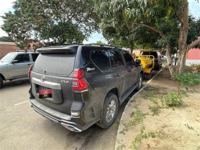 Venda TOYOTA LAND CRUISER | PRADO VXR (V6)