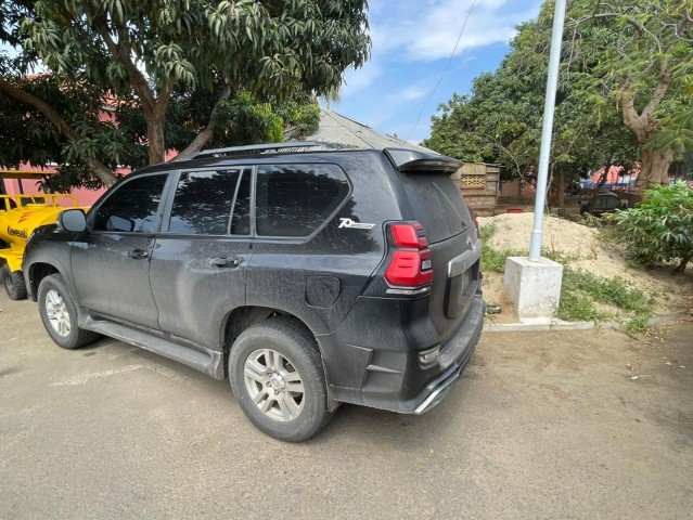 Venda TOYOTA LAND CRUISER | PRADO VXR (V6)