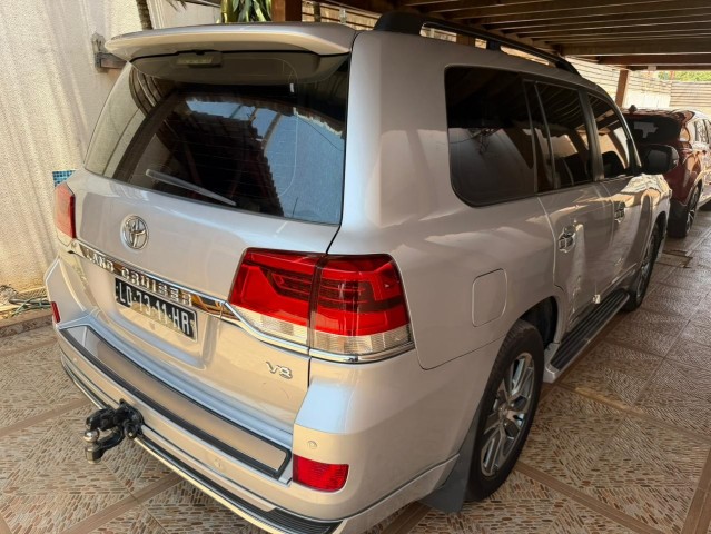 Venda TOYOTA LAND CRUISER | GX.R (V8)