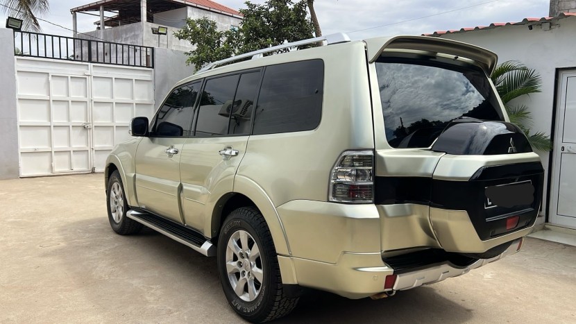 Venda MITSUBISHI PAJERO LIMPO FULL OPTION