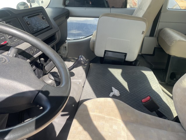 Venda DOIS AUTOCARROS TOYOTA COASTER SEMI NOVOS