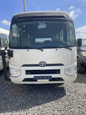 Venda DOIS AUTOCARROS TOYOTA COASTER SEMI NOVOS