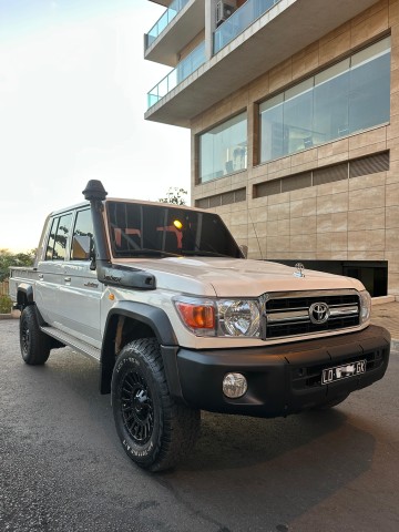 Venda Toyota Land cruiser - Chefe Máquina Cabine Dupla