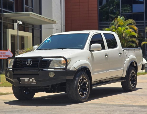 Venda TOYOTA HILUX