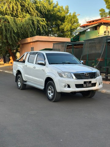 Venda TOYOTA HILUX