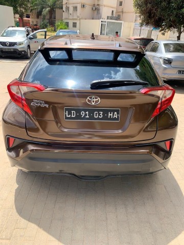 Venda TOYOTA C-HR DESPORTIVO