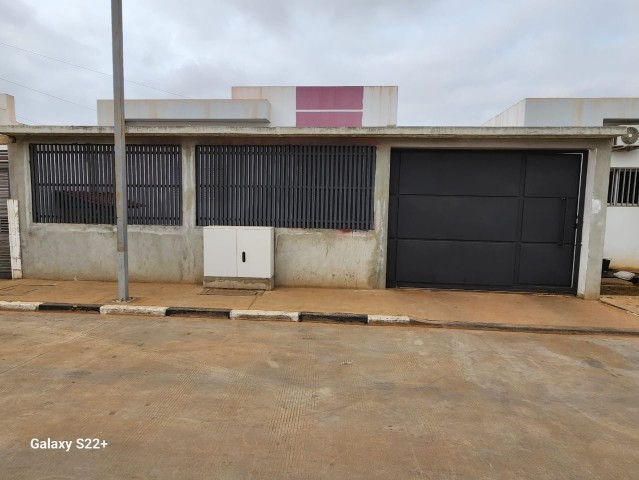 Venda Vende-se Vivenda V3+Anexo T4, Condomínio do Camama