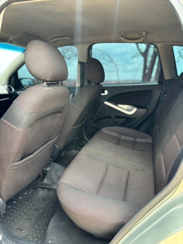 Venda Ford figo limpo