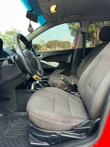 Venda Ford figo limpo