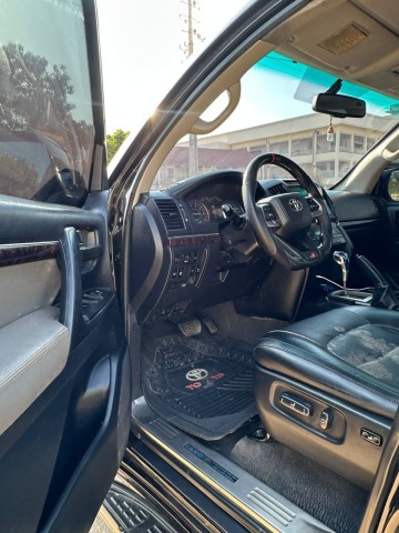 Venda Vendo Toyota Land Cruiser GX.R