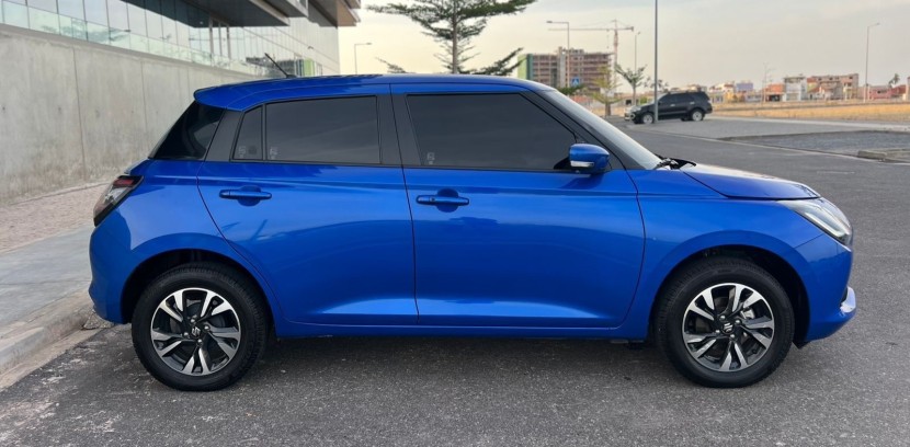 Venda SUZUKI SWIFT 2025 FULL OPTION - NOVO
