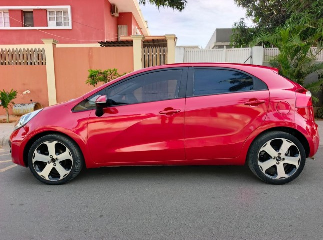 Venda KIA RIO LIMPO SÉRIE F