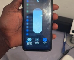 A venda IPhone 11Pro Max 64GB