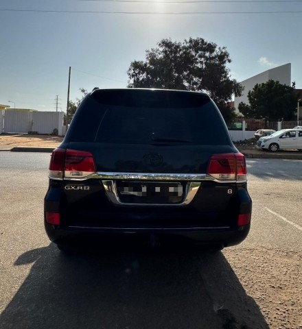 Venda TOYOTA LAND CRUISER GX.R