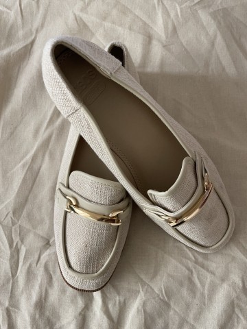 Venda ASOS DESIGN Wide Loafer Flat