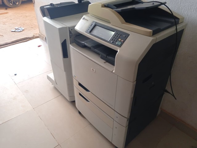 Venda Impressora HP Colo LaserJet CM6040 MFP