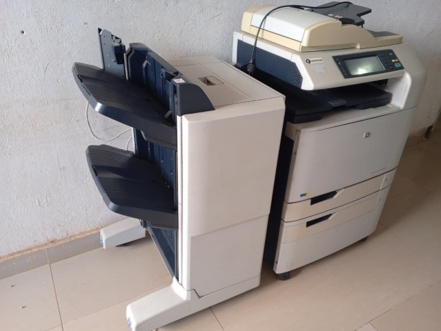Venda Impressora HP Colo LaserJet CM6040 MFP