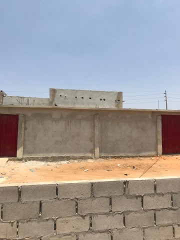 Venda Casas inacabada condomínio fechado