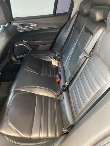 Venda ALFA ROMEO | GIULIA Q4 (2017)