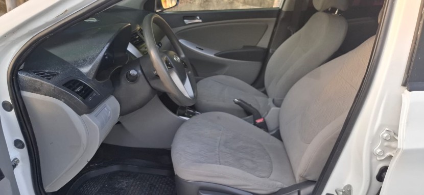 Venda HYUNDAI ACCENT