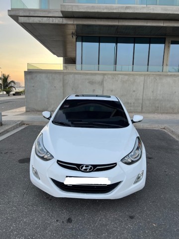 Venda HYUNDAI ELANTRA