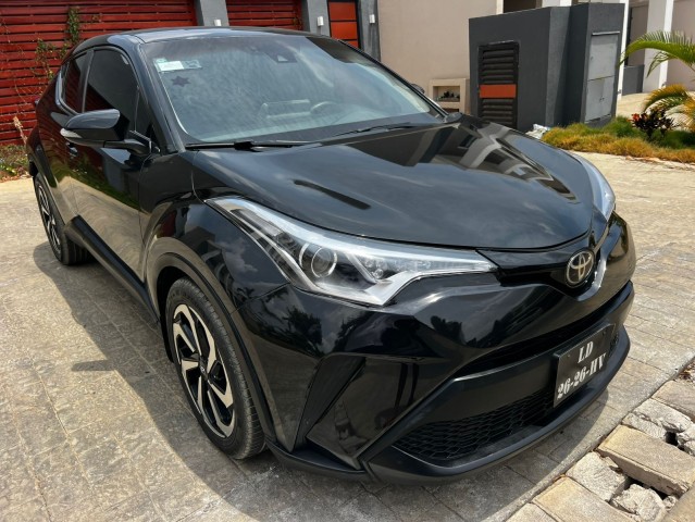 Venda TOYOTA C-HR