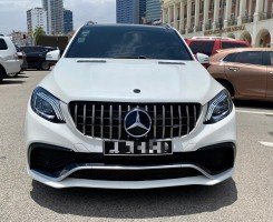 A venda MERCEDES BENZ | GLE 63S AMG