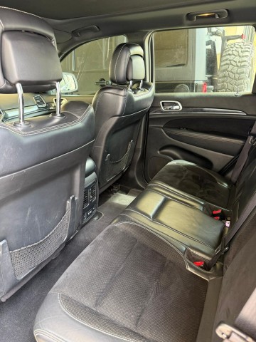 Venda JEEP CHEROKEE | SRT