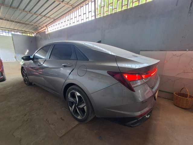 Venda HYUNDAI ELANTRA