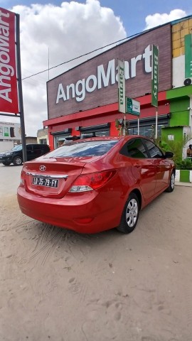 Venda HYUNDAI ACCENT